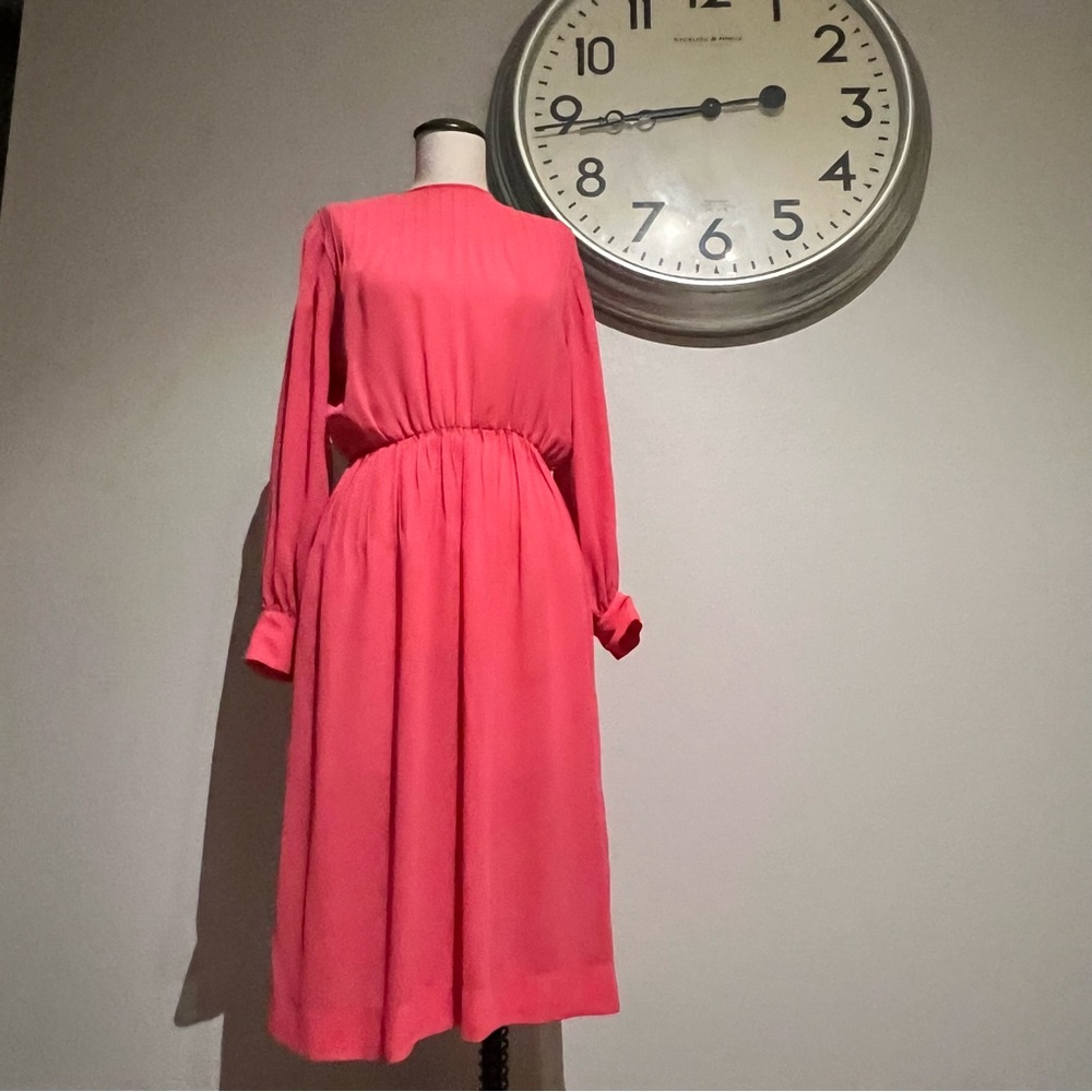 Vintage Coral Pink Long-Sleeve Midi Dress